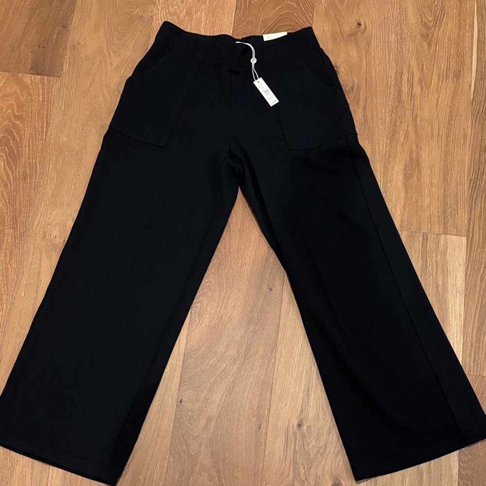 Max Studio Black Wide-Leg Trousers